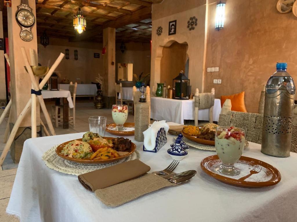 Berber Nomad Kasbah Acomodação com café da manhã Nkob Exterior foto